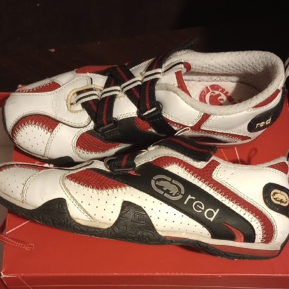 MARC ECKO RED WHITE AND BLACK SNEAKERS